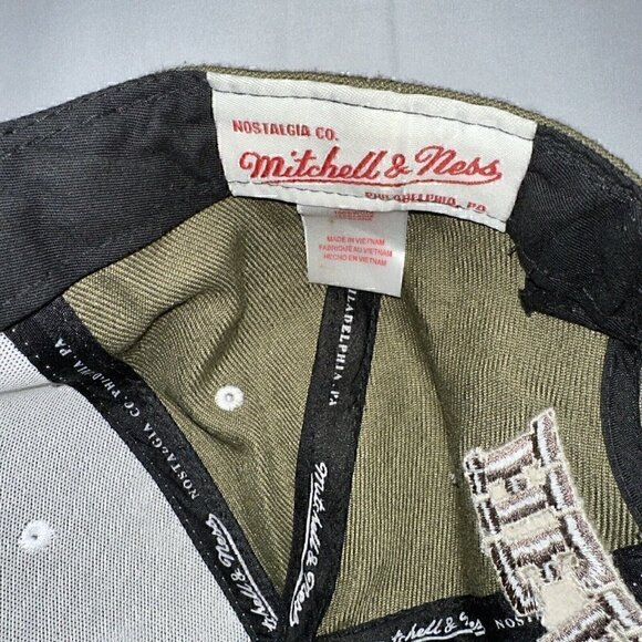 Miami Heat Mitchell & Ness Hardwood Classic Snapback Hat NBA Olive Green/Gray - Picture 9 of 10